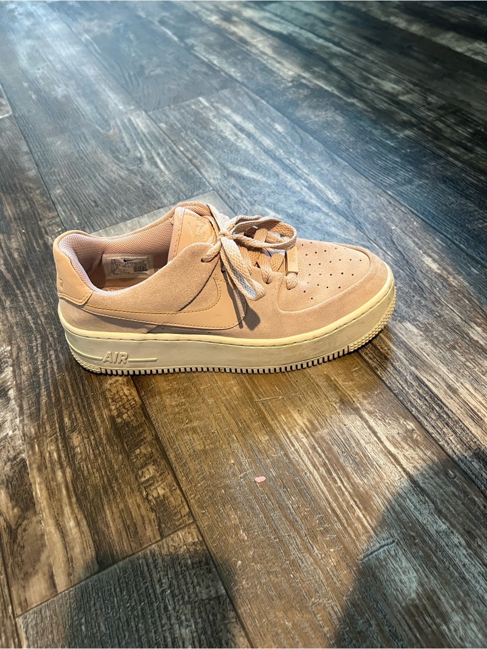 Nike Women’s Low-Top Suede Sneaker in Blush Pink